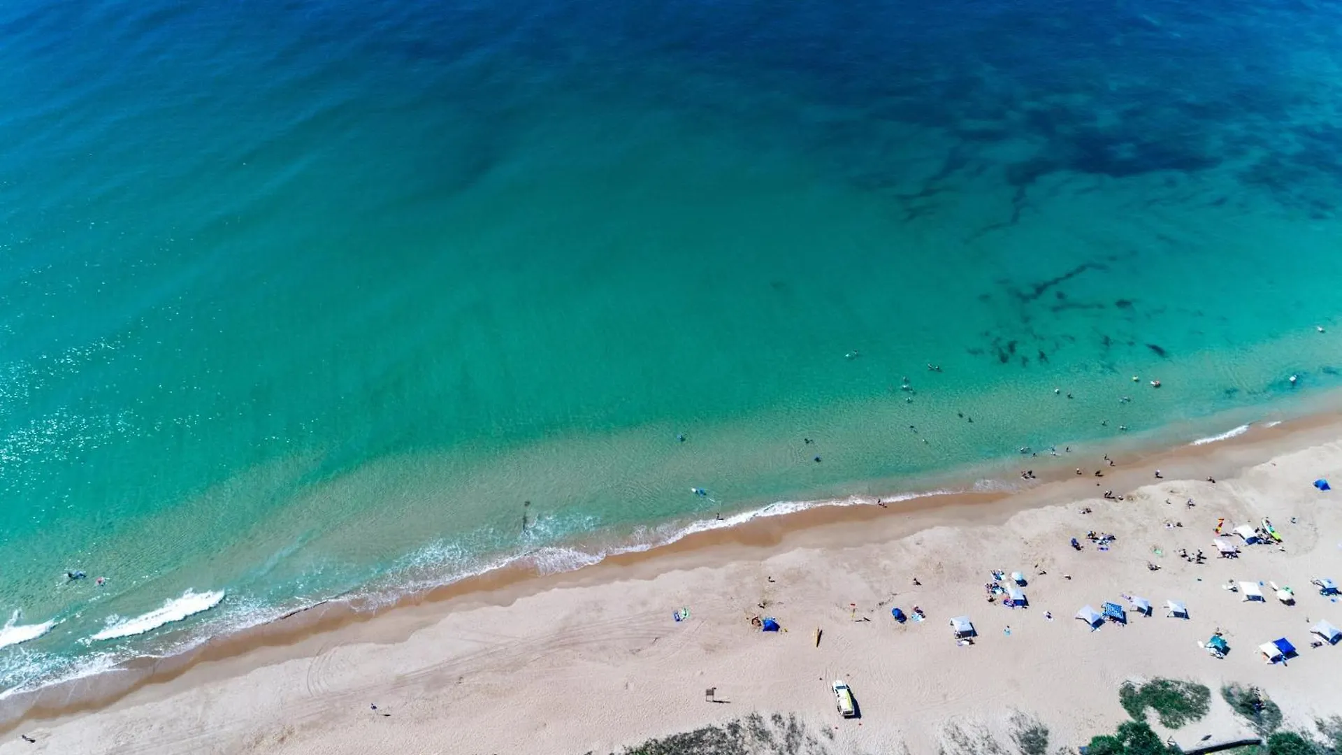 Coastal Getaway Across From Dicky Beach كالوندرا أستراليا