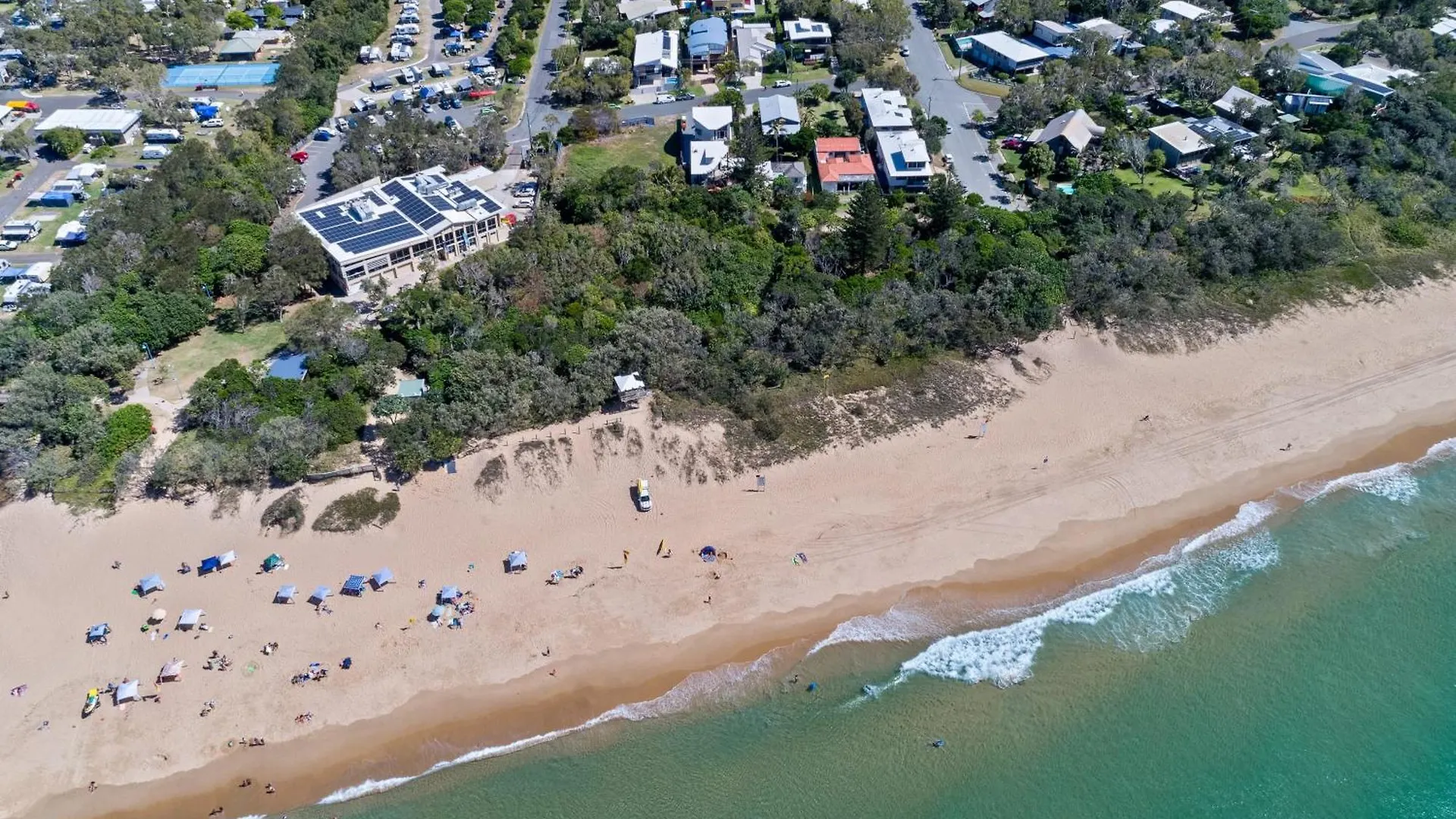 Coastal Getaway Across From Dicky Beach كالوندرا